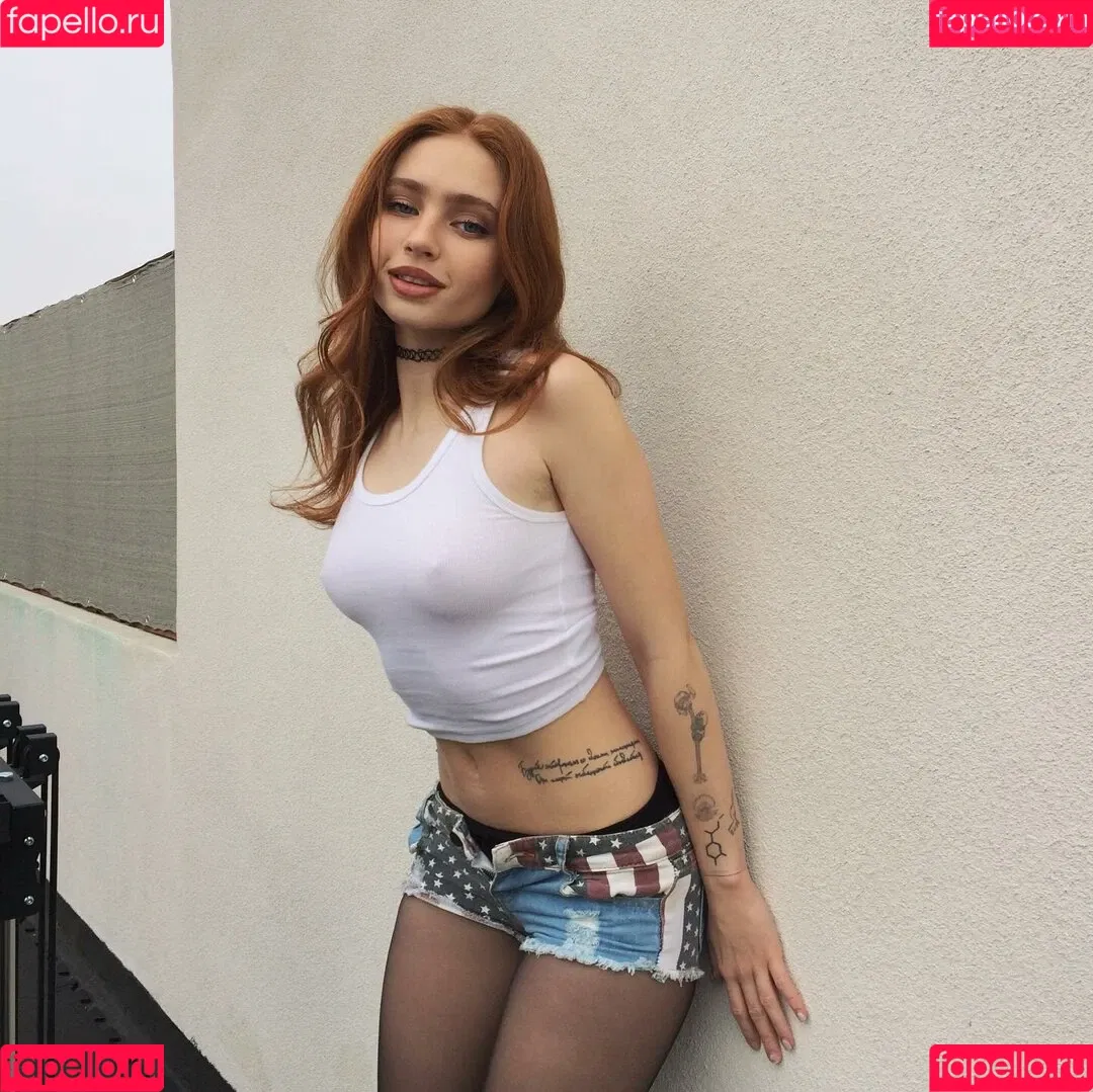 Renata Ri / Renatarii / renata_ri / renatarrii Onlyfans Photo Gallery 