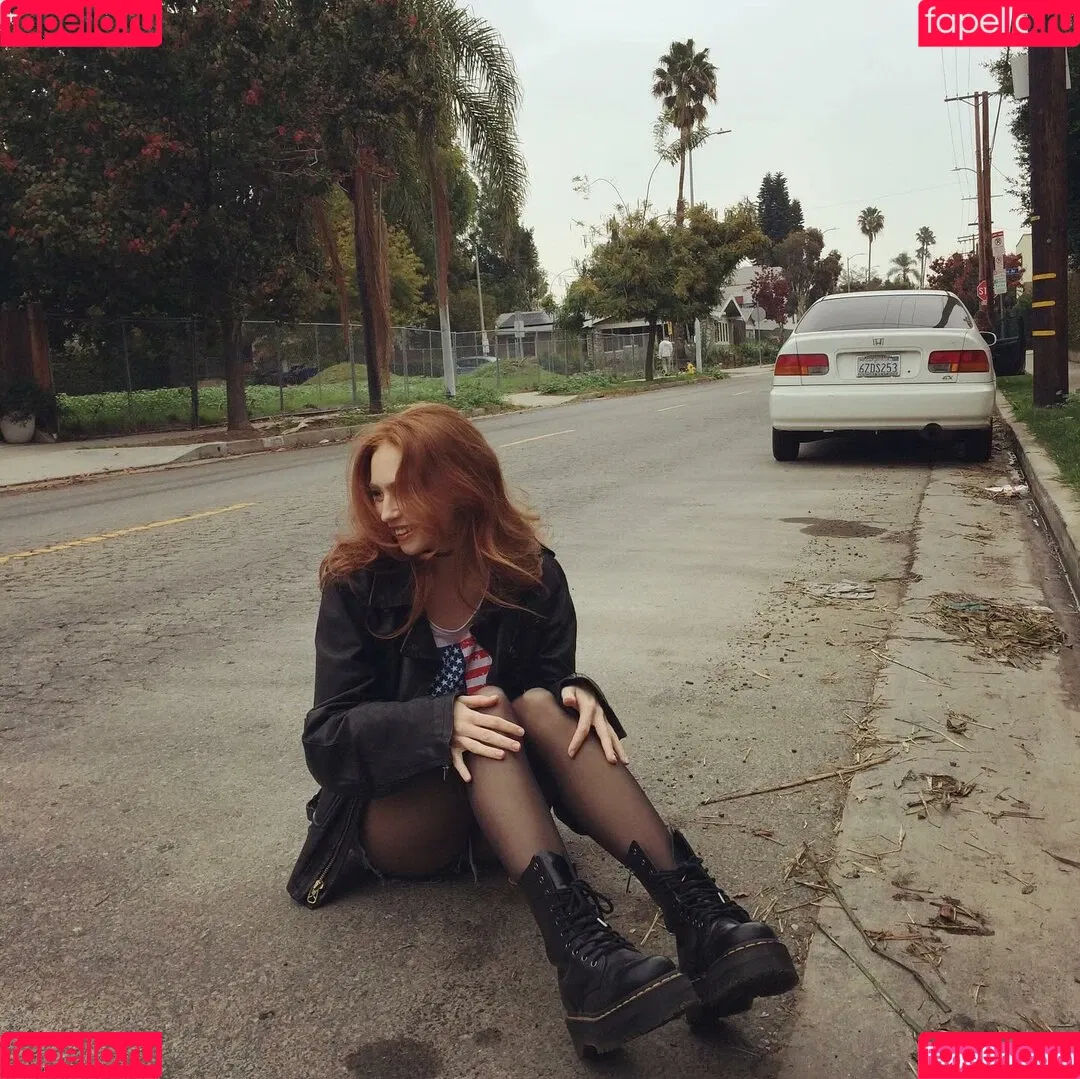Renata Ri / Renatarii / renata_ri / renatarrii Onlyfans Photo Gallery 