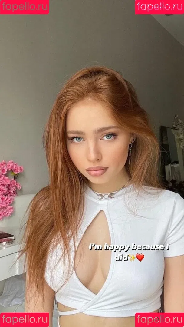 Renata Ri / Renatarii / renata_ri / renatarrii Onlyfans Photo Gallery 