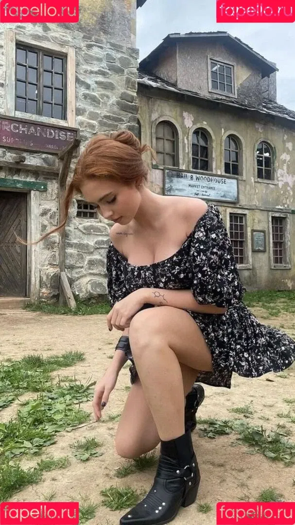 Renata Ri / Renatarii / renata_ri / renatarrii Onlyfans Photo Gallery 