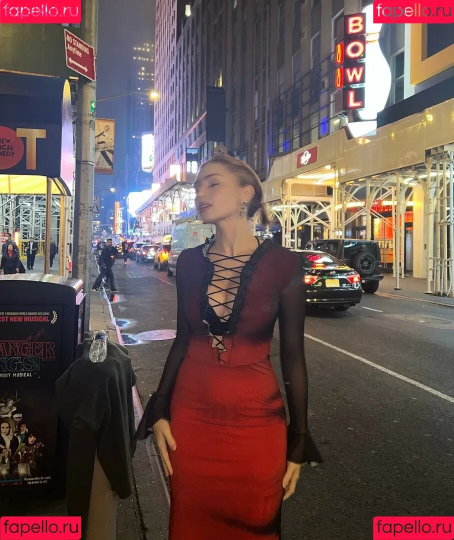 Renata Ri / Renatarii / renata_ri / renatarrii Onlyfans Photo Gallery 