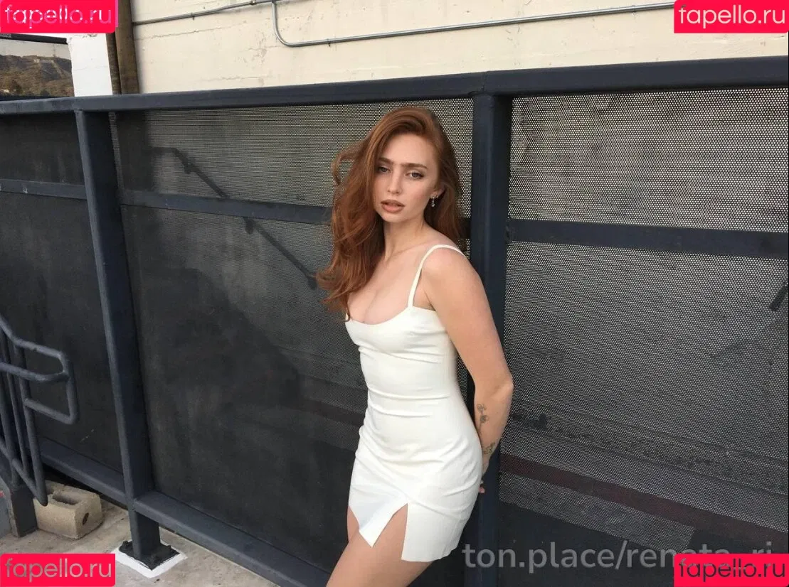Renata Ri / Renatarii / renata_ri / renatarrii Onlyfans Photo Gallery 