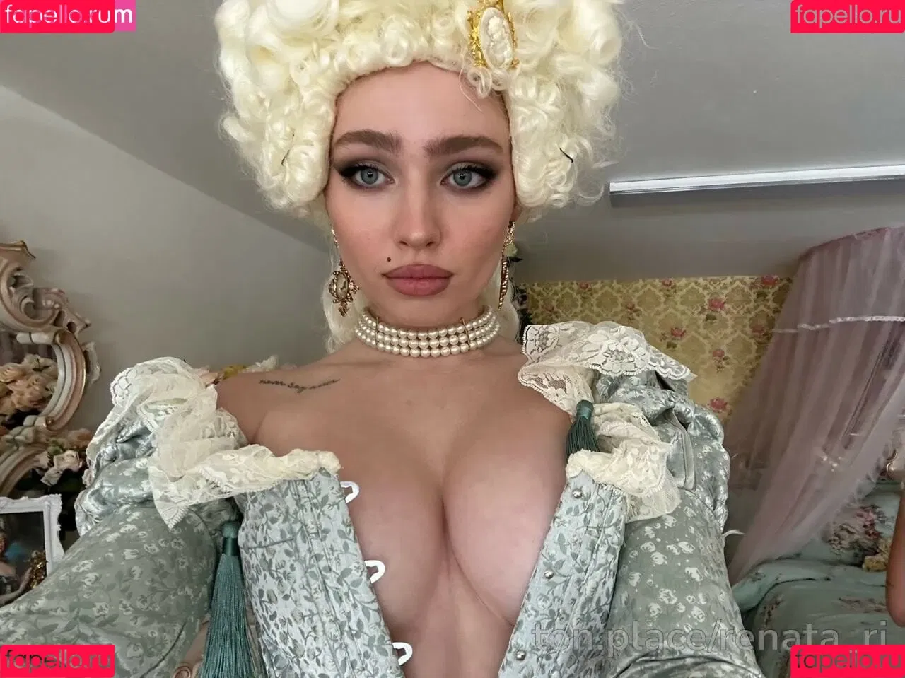Renata Ri / Renatarii / renata_ri / renatarrii Onlyfans Photo Gallery 