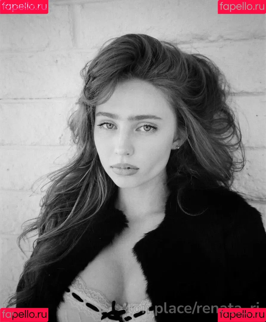 Renata Ri / Renatarii / renata_ri / renatarrii Onlyfans Photo Gallery 