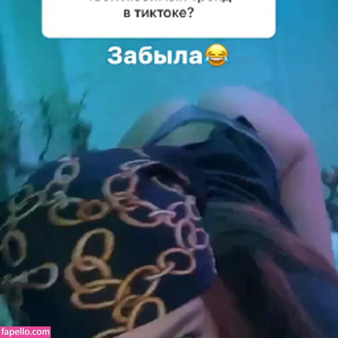 Renata Ri / Renatarii / renata_ri / renatarrii Onlyfans Photo Gallery 