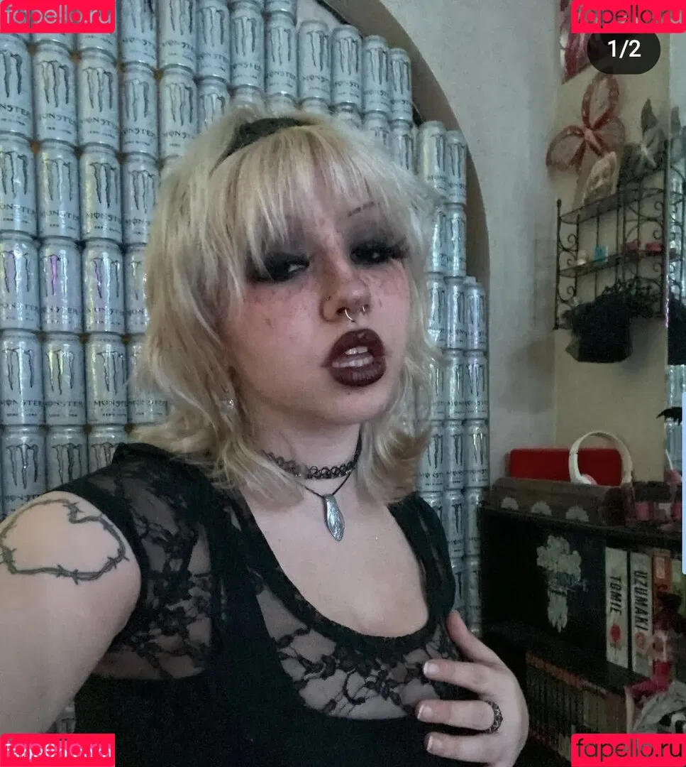 bbabydollyy / v0l4til3 Onlyfans Photo Gallery 