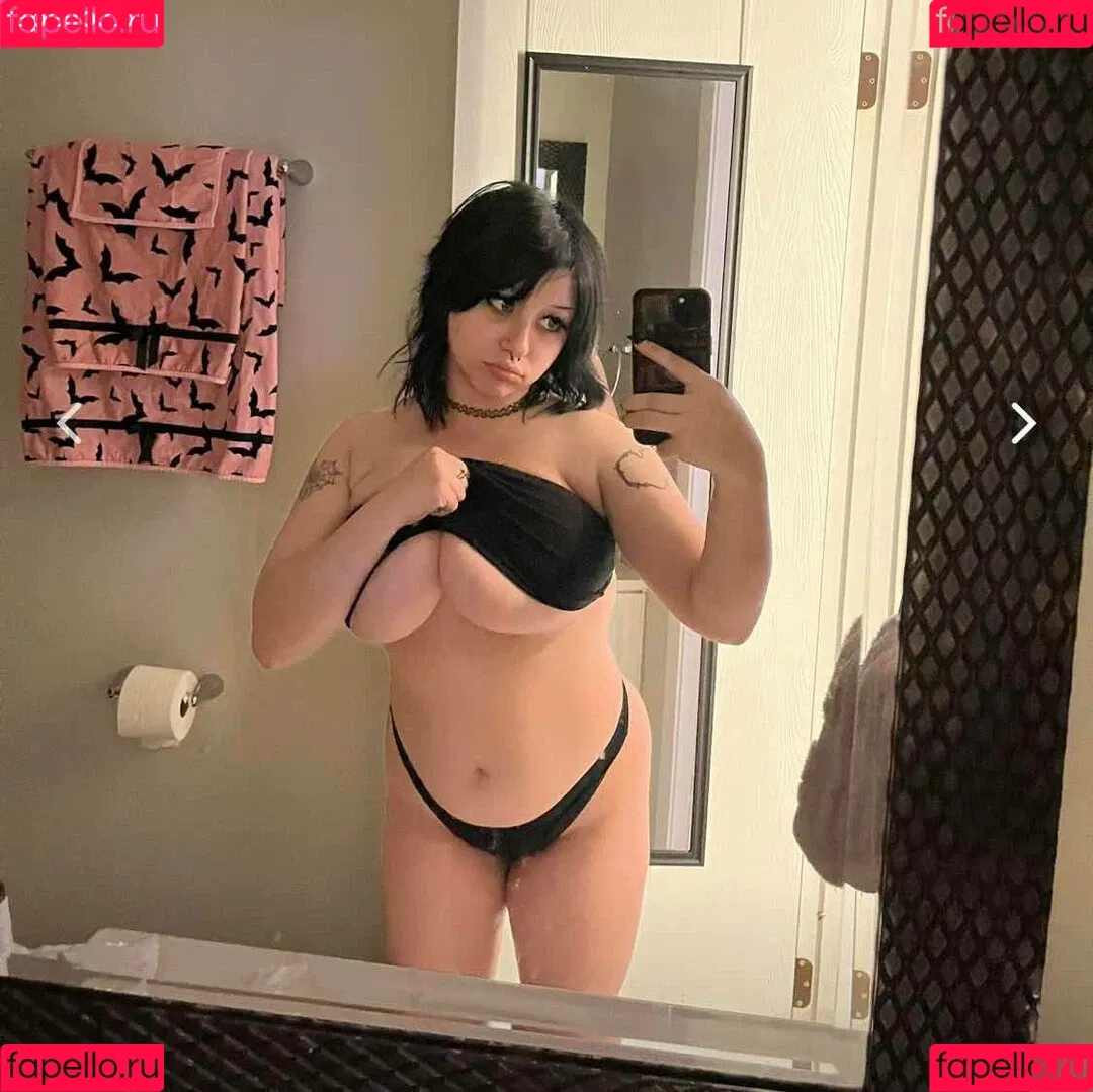 bbabydollyy / v0l4til3 Onlyfans Photo Gallery 
