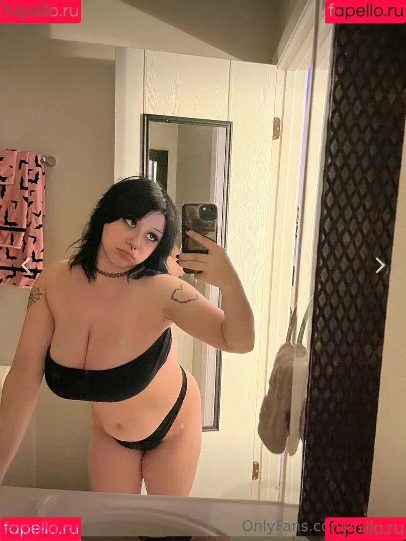bbabydollyy / v0l4til3 Onlyfans Photo Gallery 