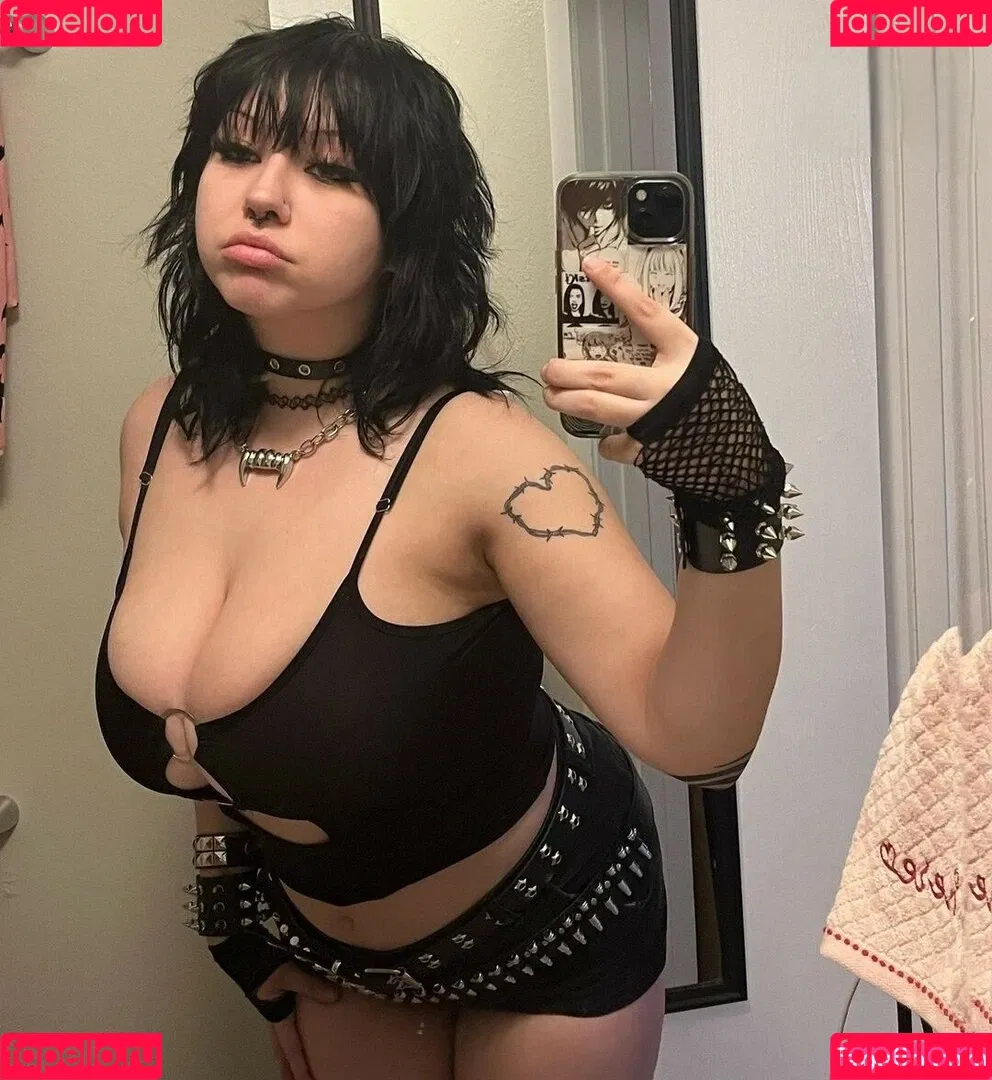 bbabydollyy / v0l4til3 Onlyfans Photo Gallery 