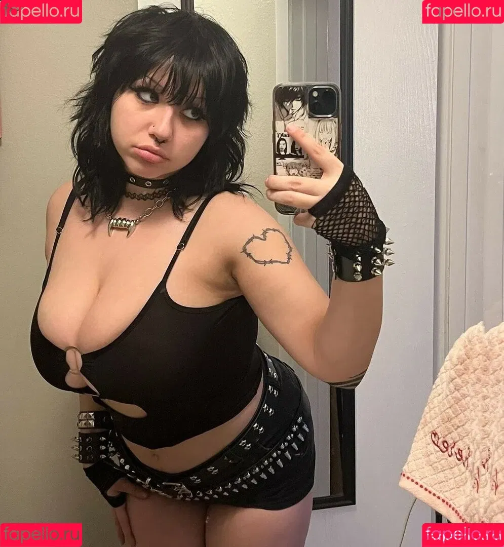 bbabydollyy / v0l4til3 Onlyfans Photo Gallery 