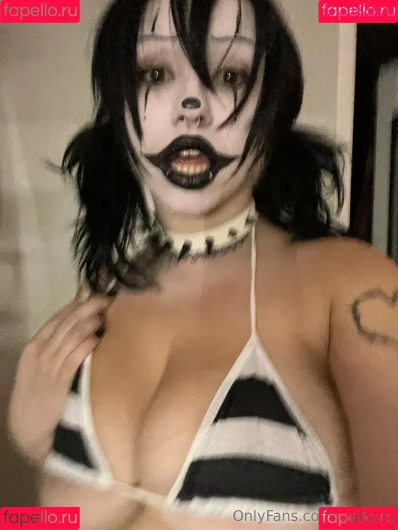 bbabydollyy / v0l4til3 Onlyfans Photo Gallery 