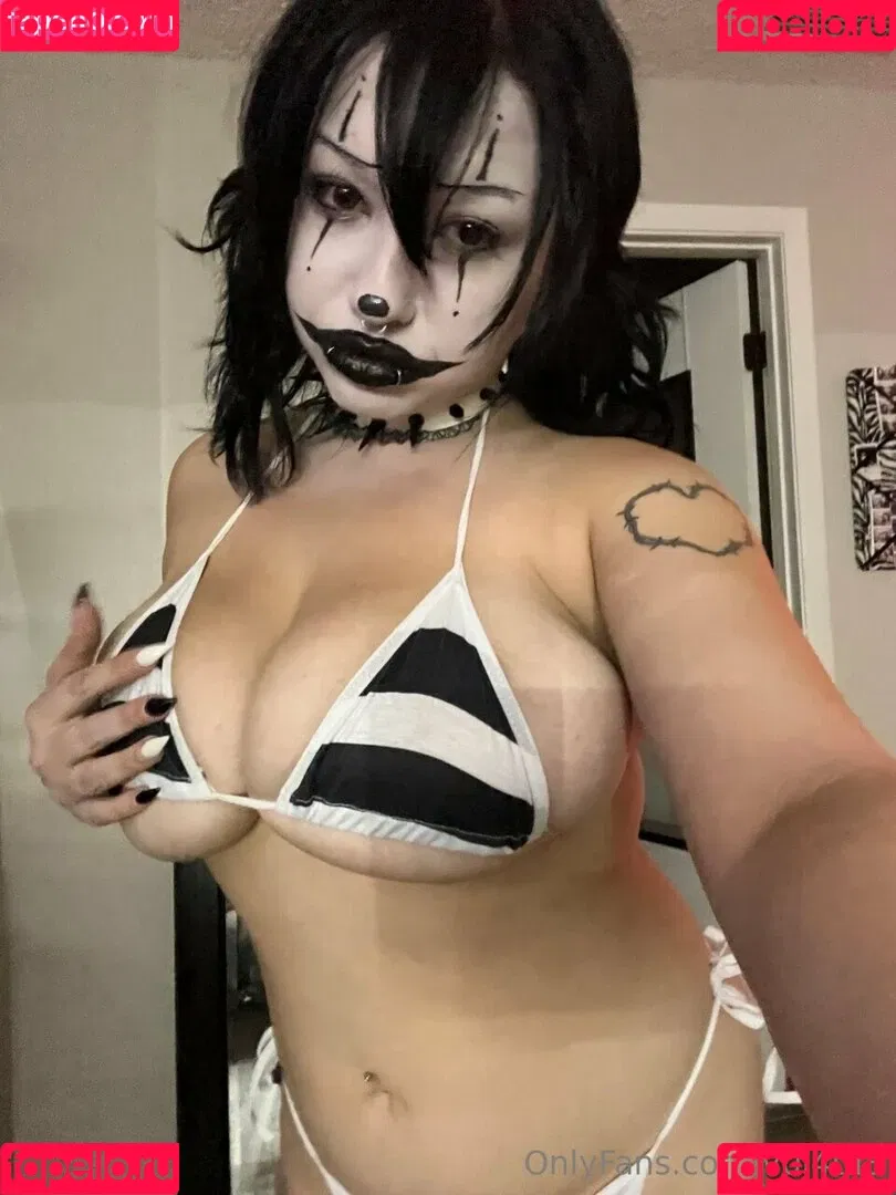 bbabydollyy / v0l4til3 Onlyfans Photo Gallery 