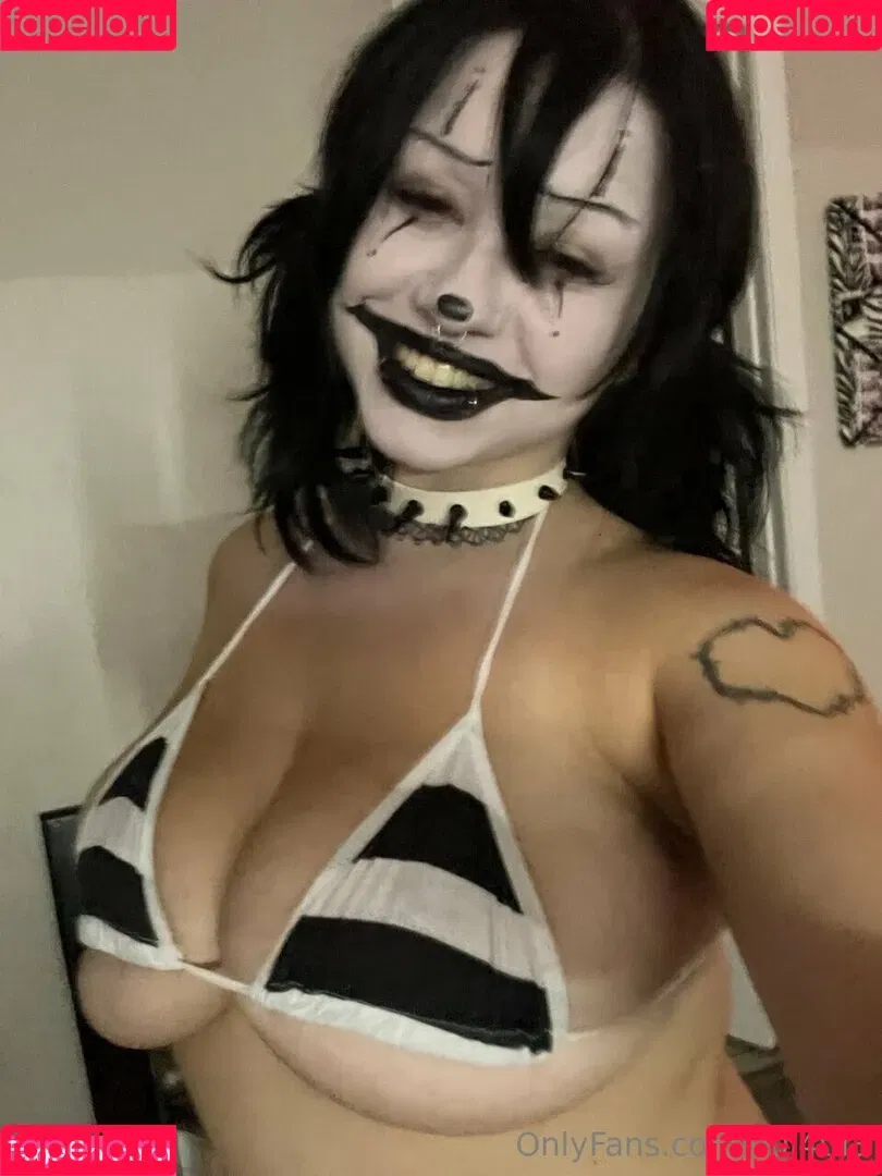bbabydollyy / v0l4til3 Onlyfans Photo Gallery 
