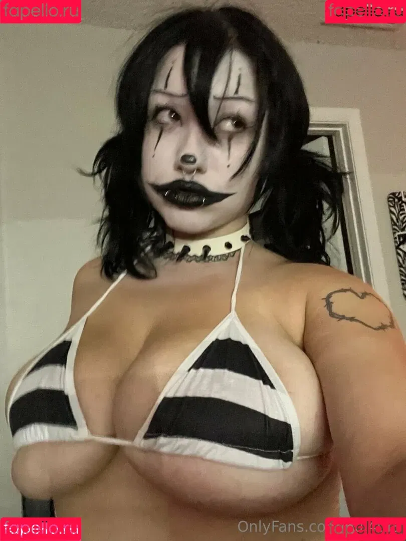 bbabydollyy / v0l4til3 Onlyfans Photo Gallery 