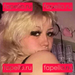 bbabydollyy / v0l4til3 Onlyfans Photo Gallery 