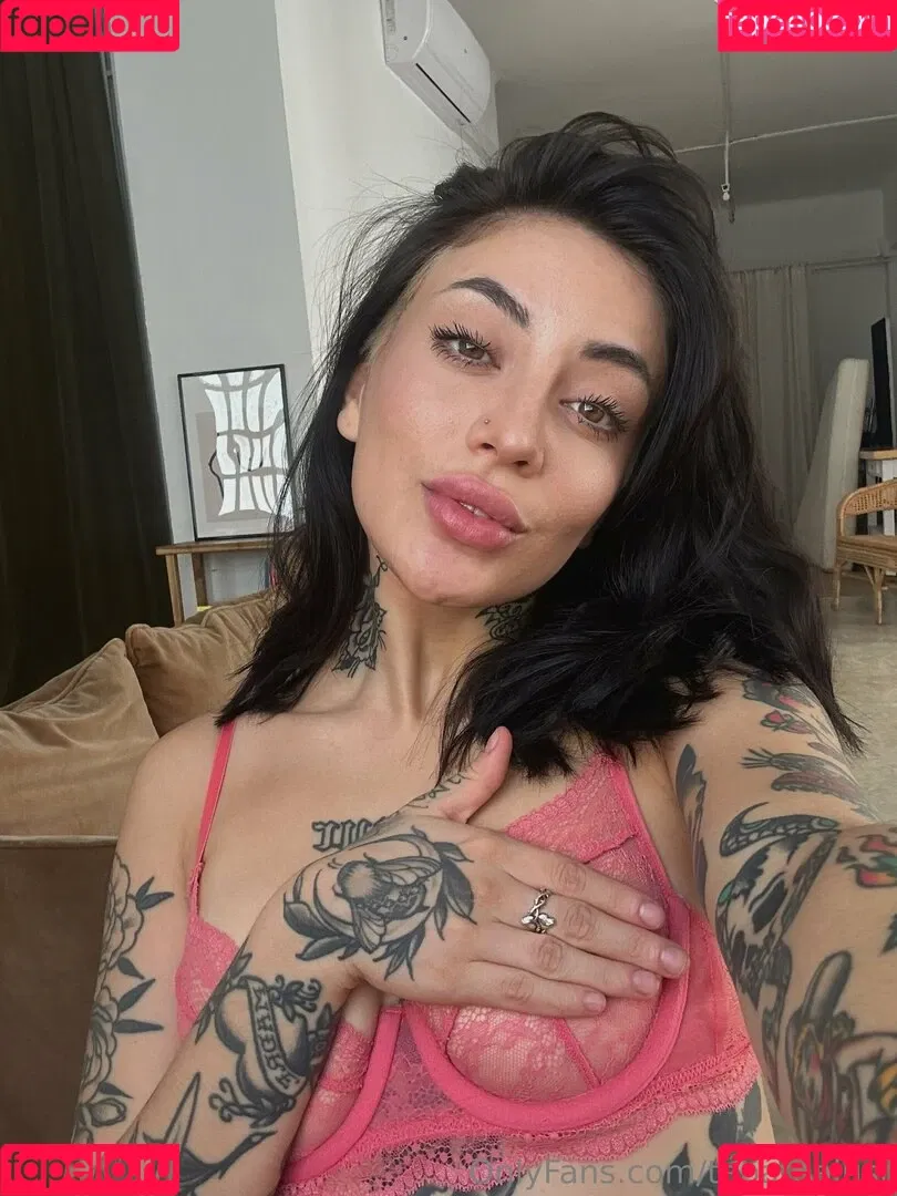 realtabathalust / tabathalust Onlyfans Photo Gallery 