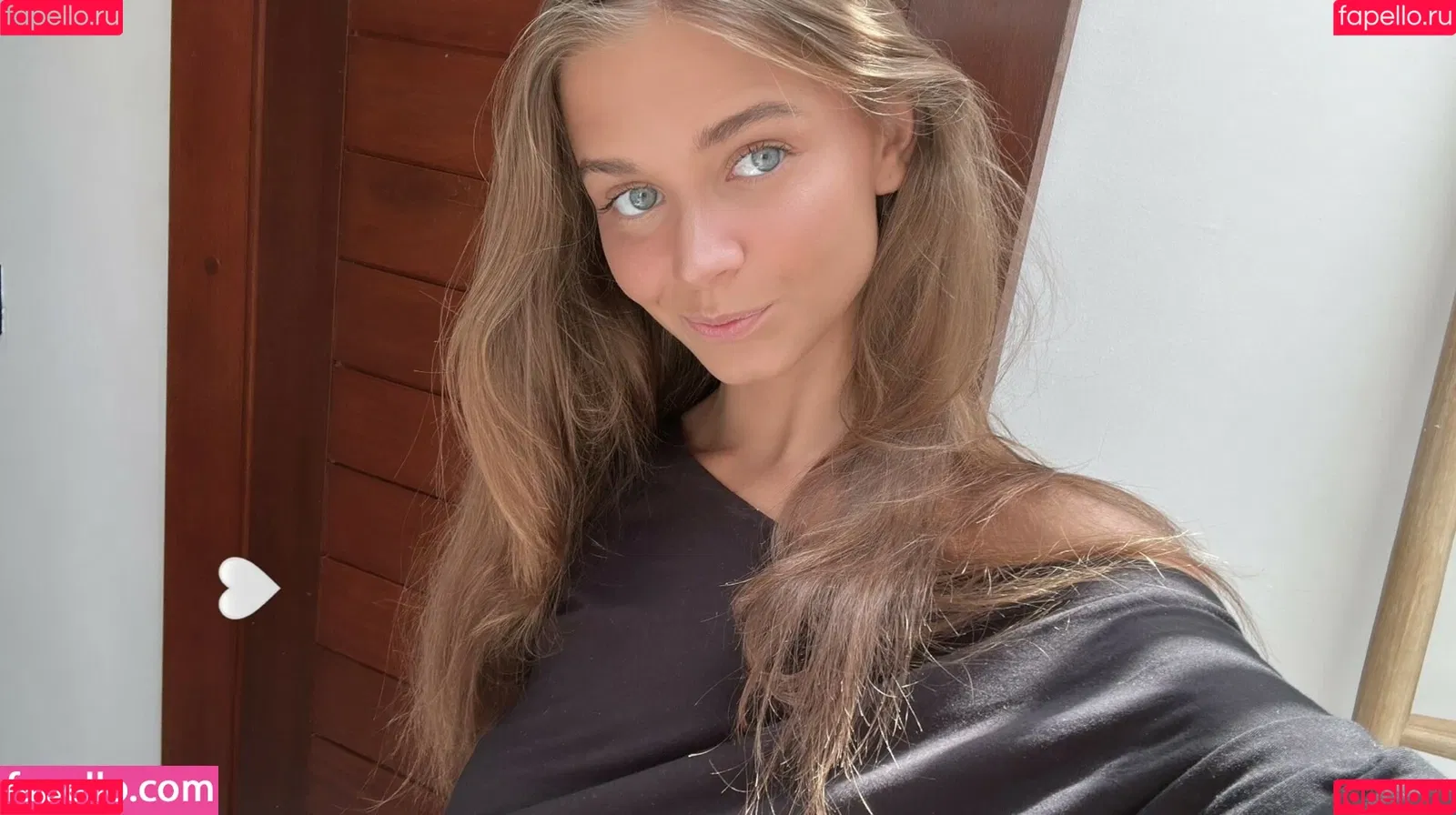 Chloe Campbell / chloecxmpbell Onlyfans Photo Gallery 