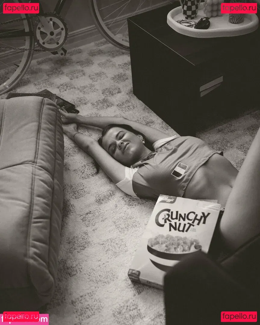 Chloe Campbell / chloecxmpbell Onlyfans Photo Gallery 