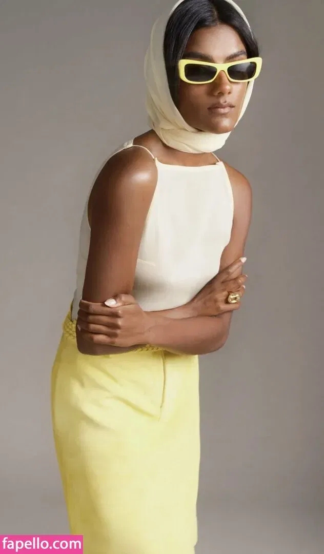 Simone Ashley / simoneashley Onlyfans Photo Gallery 