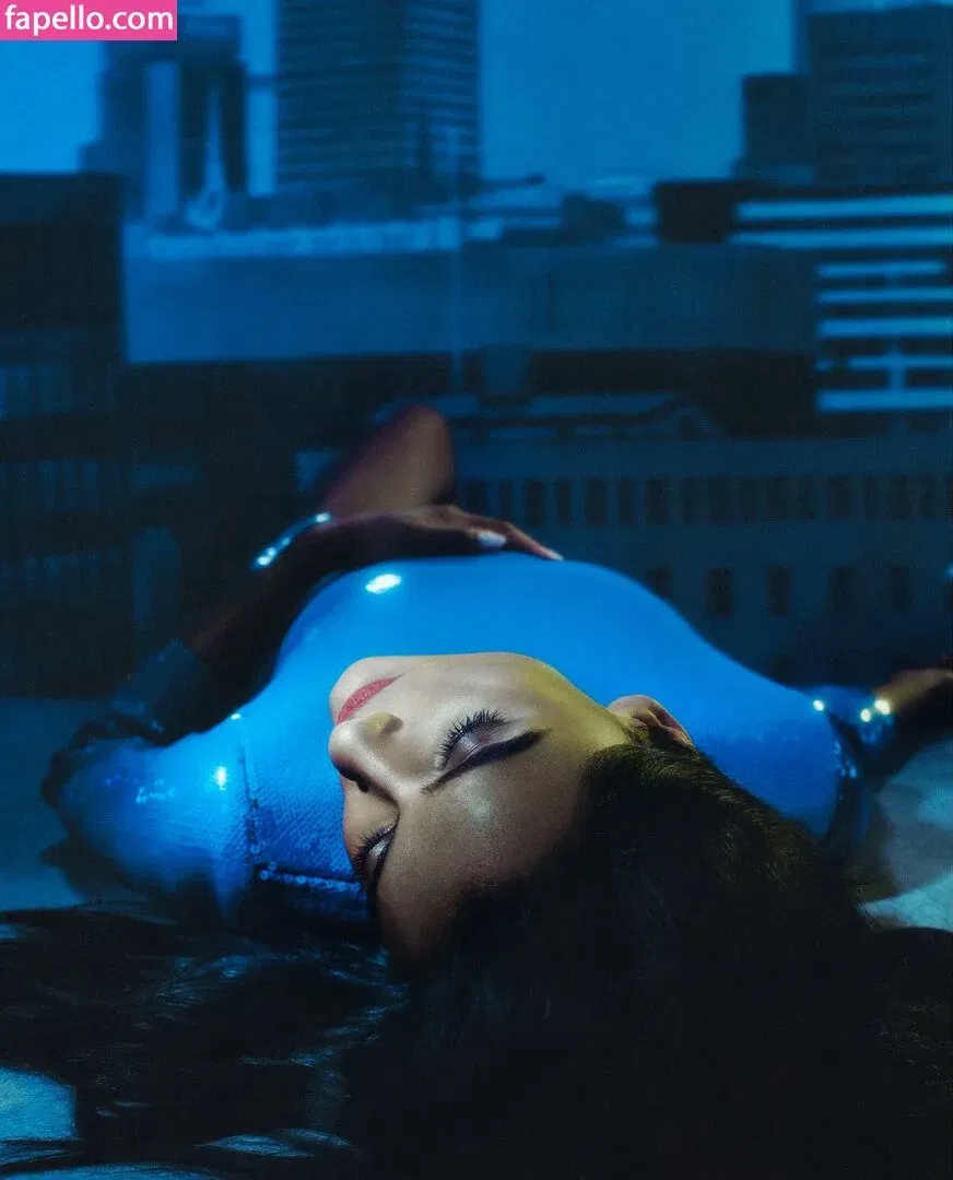 Simone Ashley / simoneashley Onlyfans Photo Gallery 