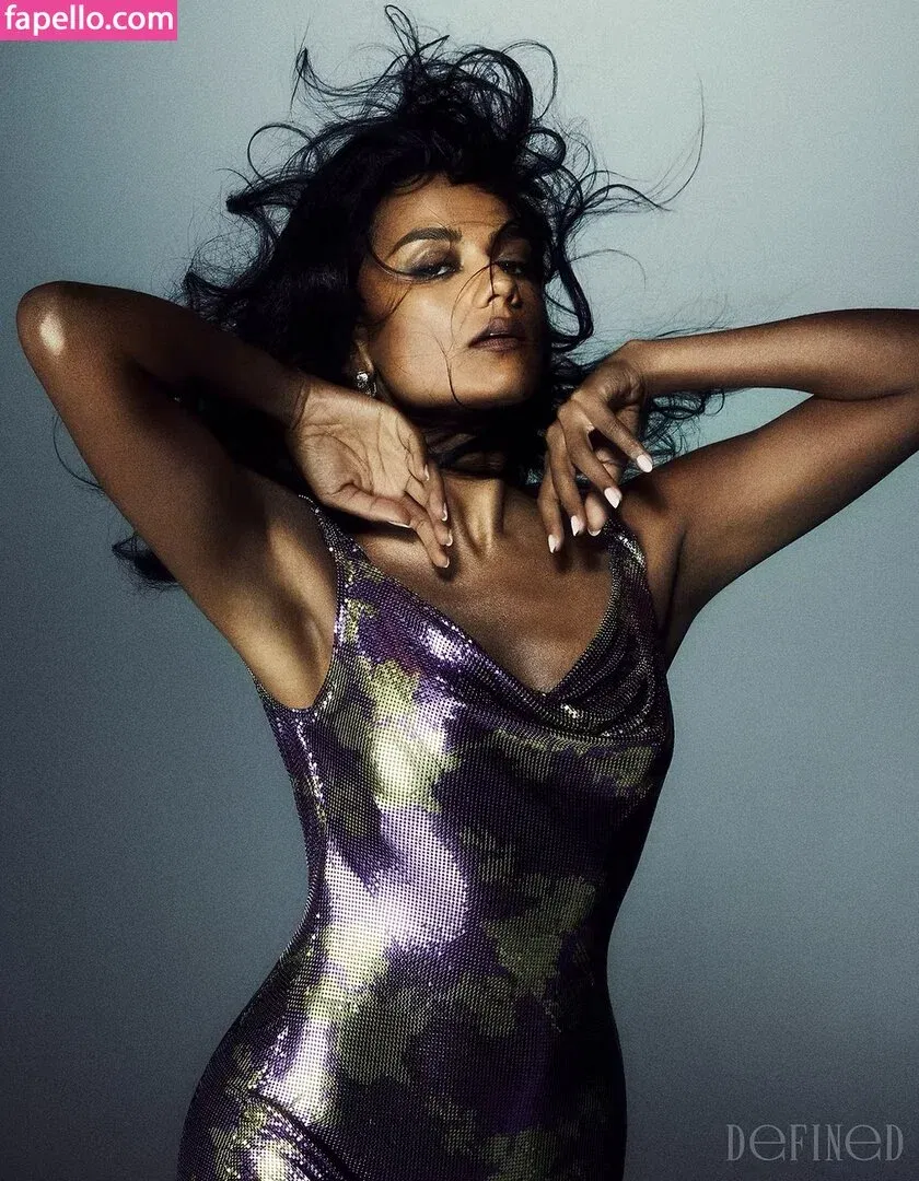 Simone Ashley / simoneashley Onlyfans Photo Gallery 