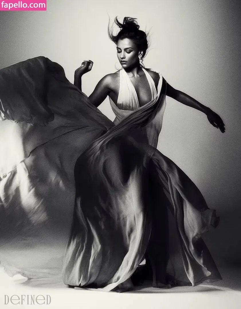 Simone Ashley / simoneashley Onlyfans Photo Gallery 