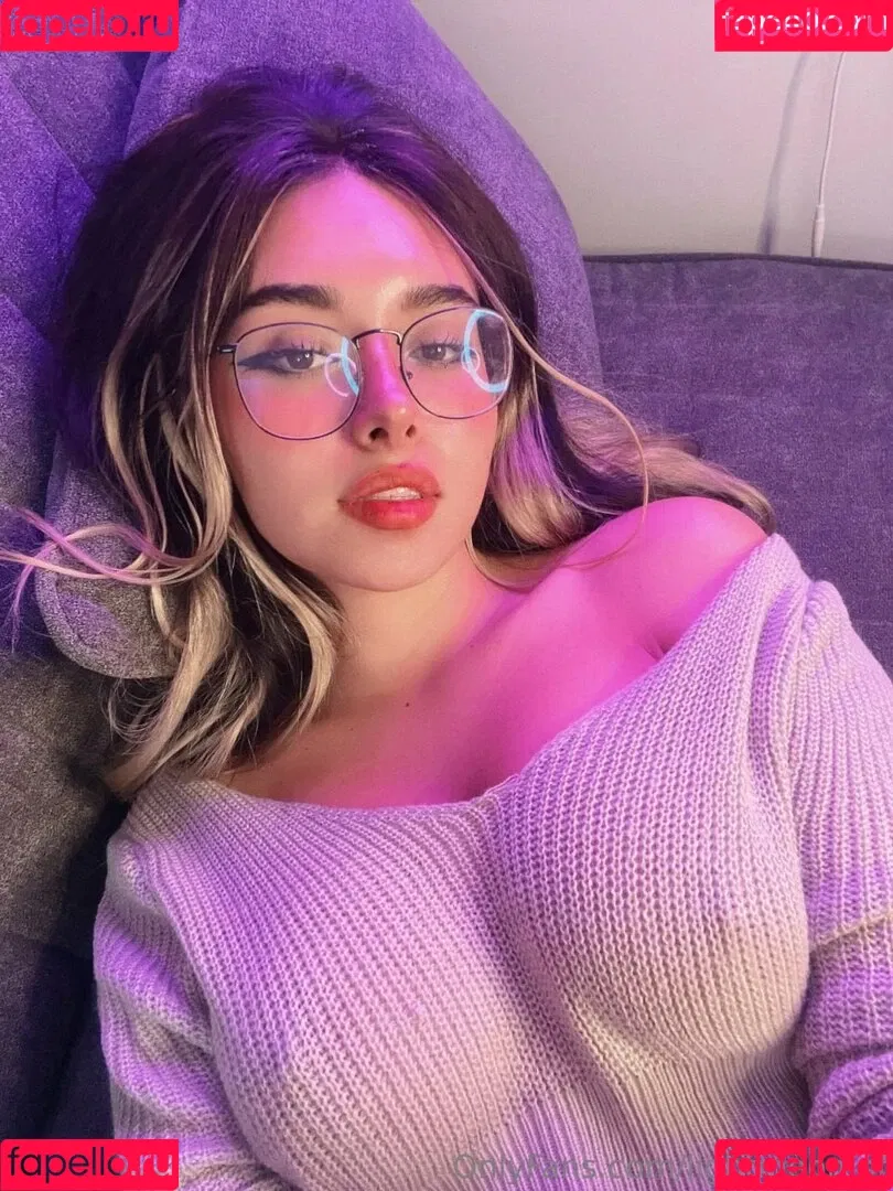 Diana Acevedo / XLightMoonX / xlightmoon.x / xlightmoonx1 Onlyfans Photo Gallery 