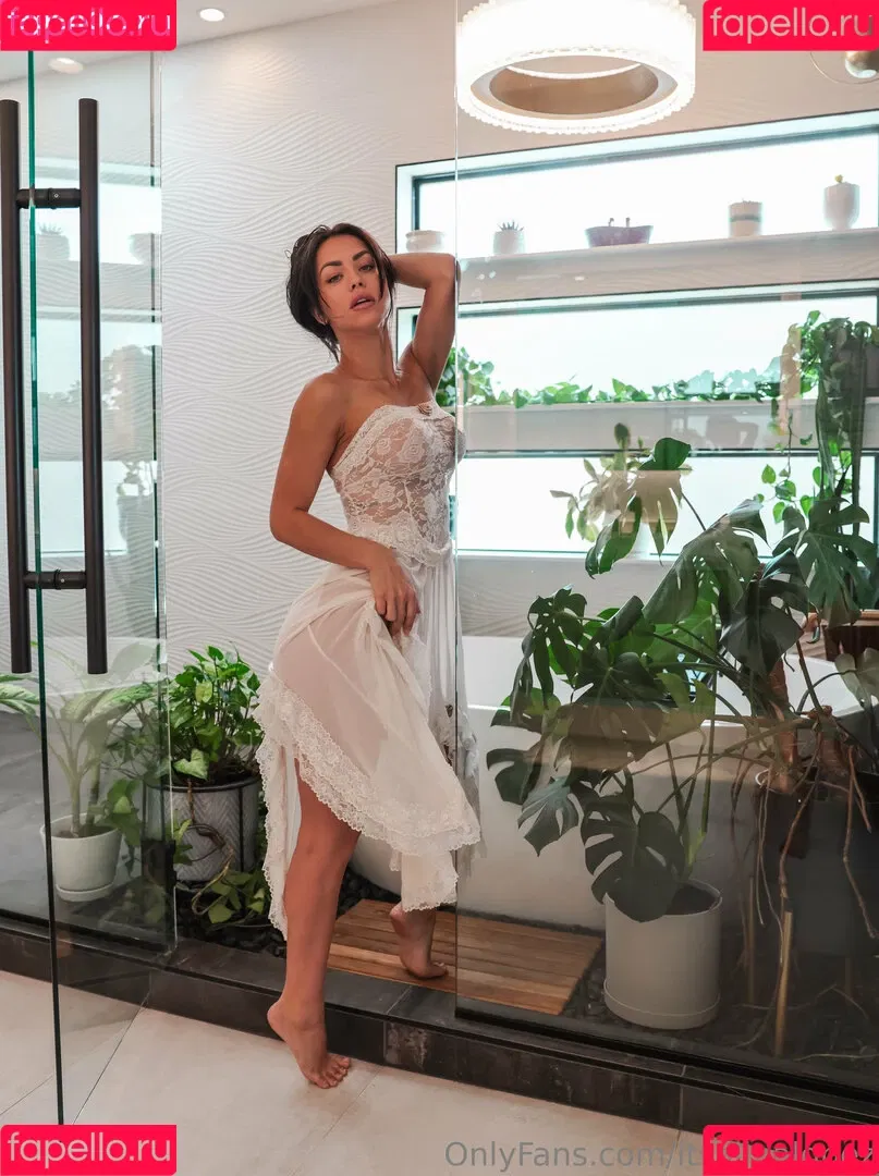 itsalinalopez / itsalinalopezofficial Onlyfans Photo Gallery 