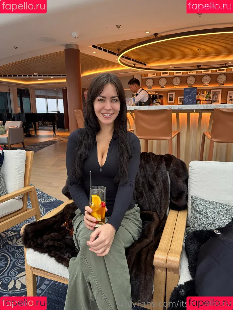itsalinalopez / itsalinalopezofficial Onlyfans Photo Gallery 