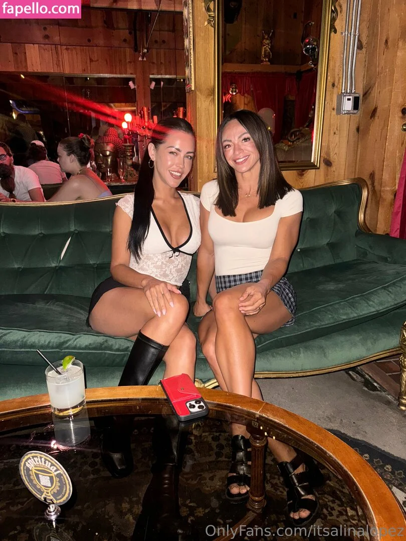 itsalinalopez / itsalinalopezofficial Onlyfans Photo Gallery 