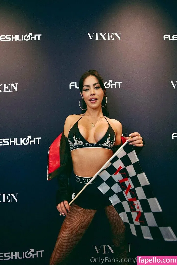 itsalinalopez / itsalinalopezofficial Onlyfans Photo Gallery 