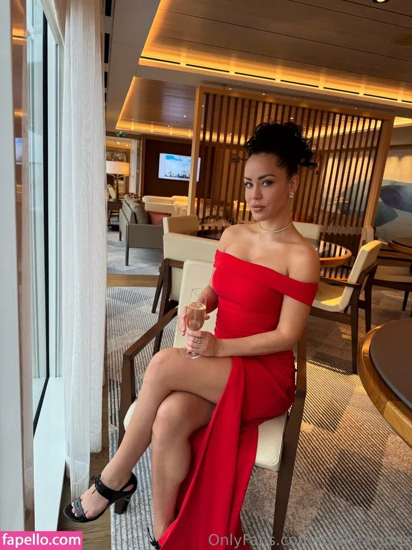 itsalinalopez / itsalinalopezofficial Onlyfans Photo Gallery 