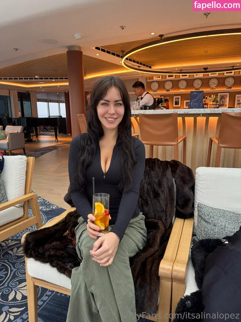 itsalinalopez / itsalinalopezofficial Onlyfans Photo Gallery 