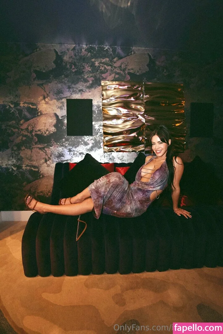 itsalinalopez / itsalinalopezofficial Onlyfans Photo Gallery 