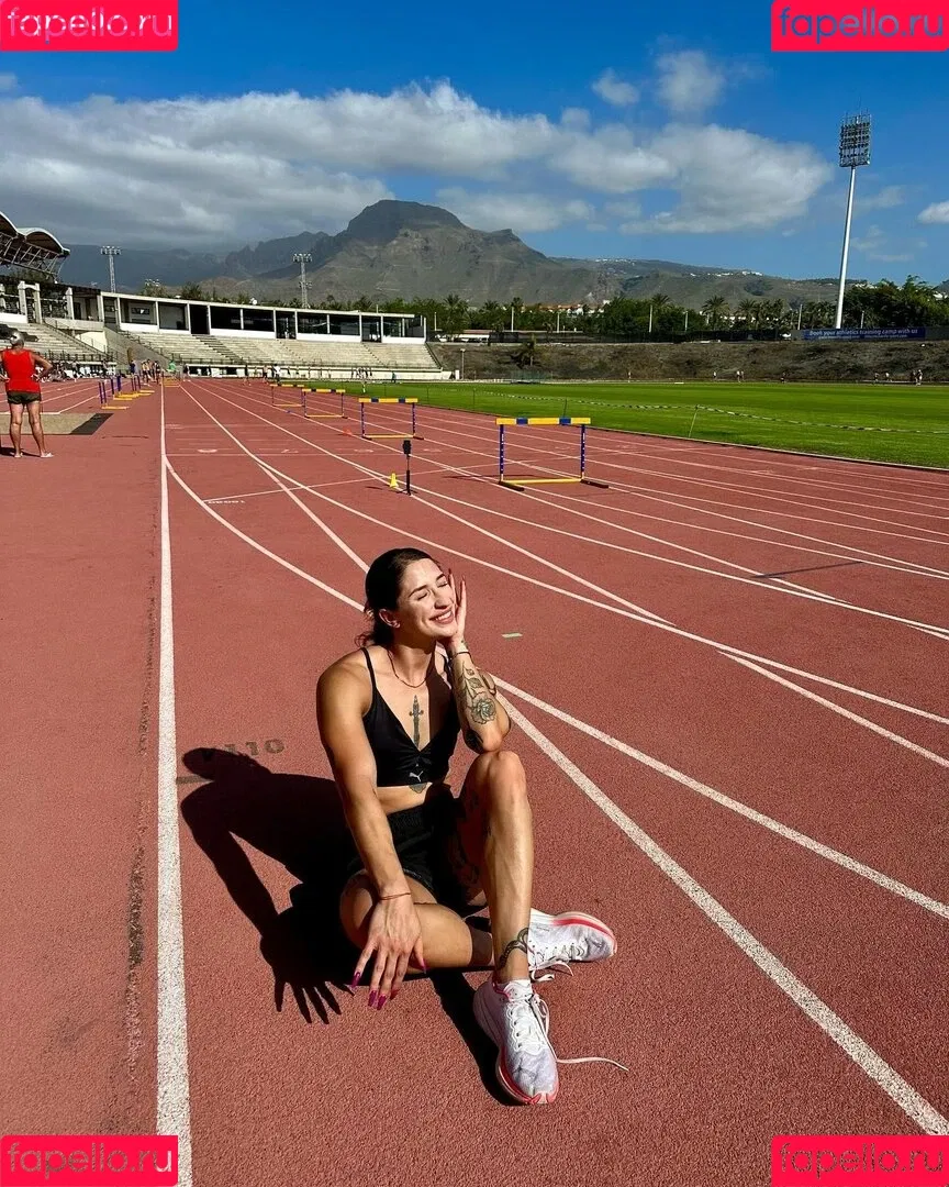 Ewa Swoboda / Olympian / litttlerunner Onlyfans Photo Gallery 