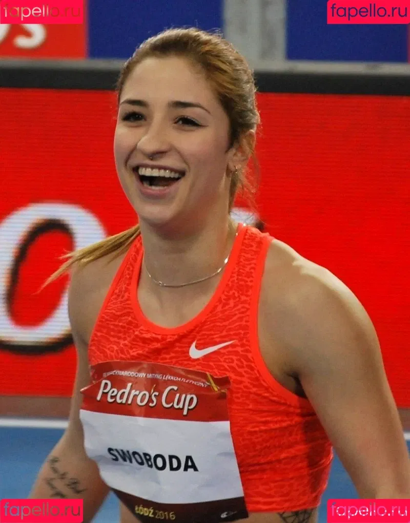Ewa Swoboda / Olympian / litttlerunner Onlyfans Photo Gallery 