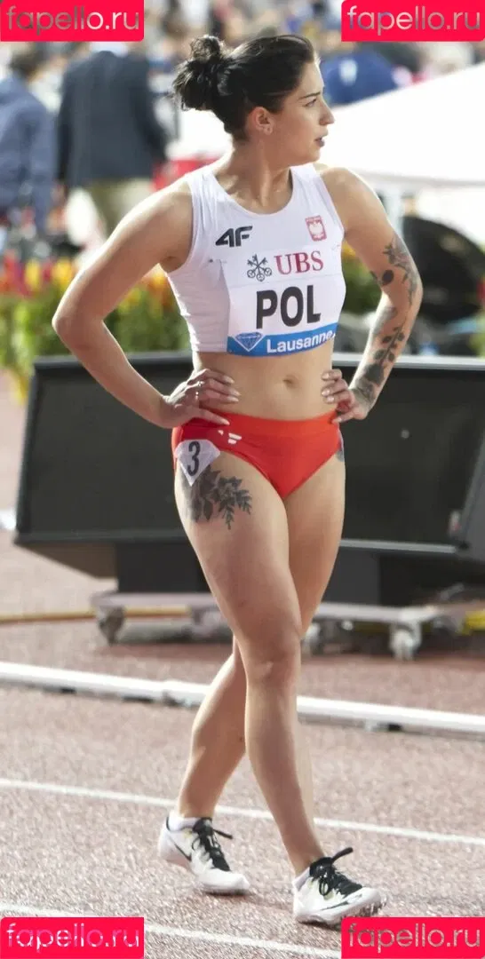 Ewa Swoboda / Olympian / litttlerunner Onlyfans Photo Gallery 