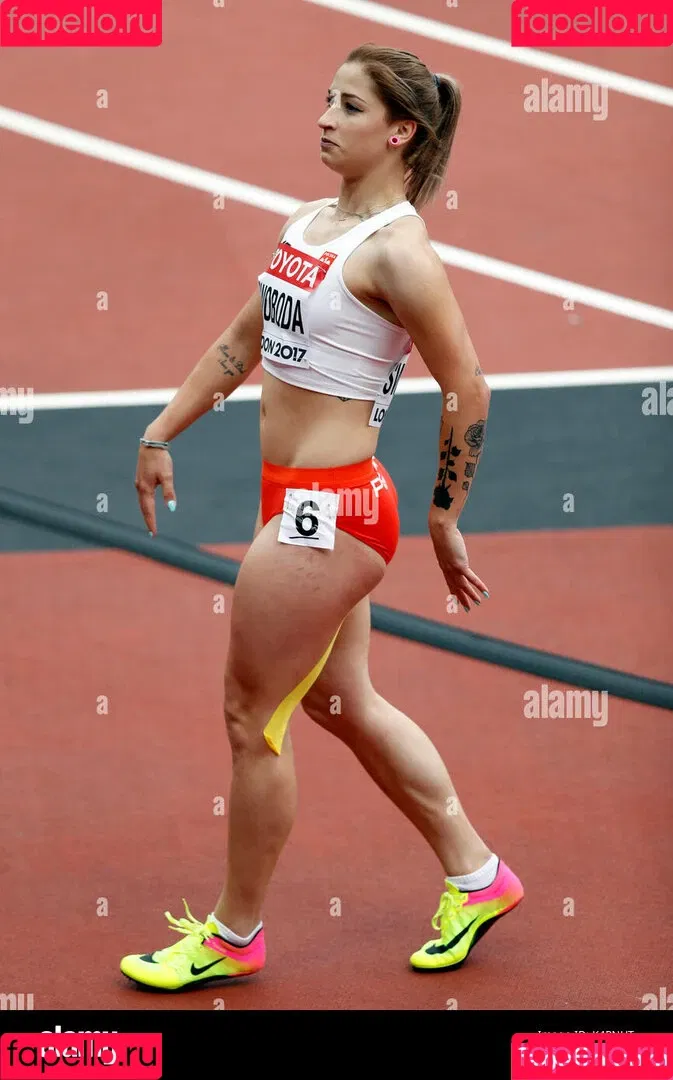 Ewa Swoboda / Olympian / litttlerunner Onlyfans Photo Gallery 