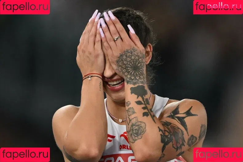 Ewa Swoboda / Olympian / litttlerunner Onlyfans Photo Gallery 