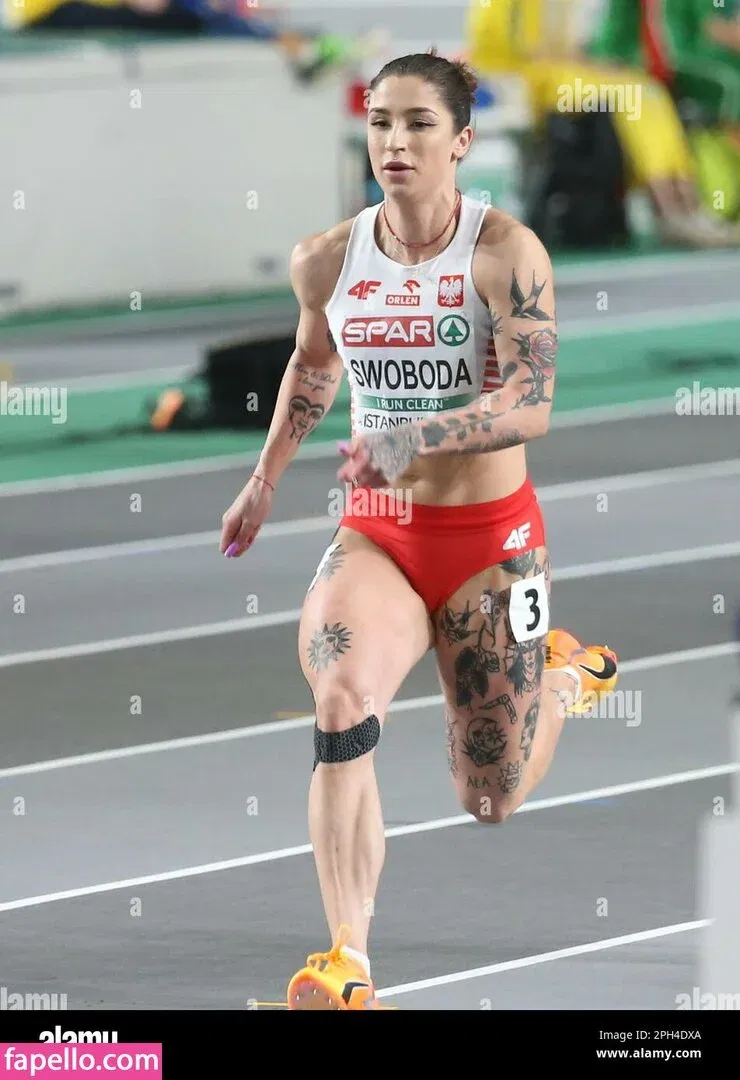 Ewa Swoboda / Olympian / litttlerunner Onlyfans Photo Gallery 