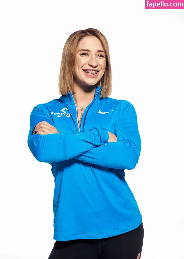 Ewa Swoboda / Olympian / litttlerunner Onlyfans Photo Gallery 