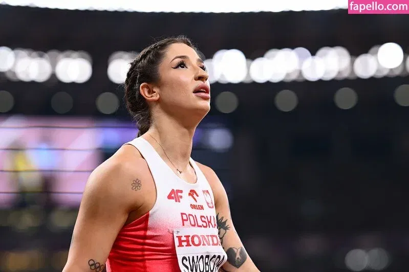 Ewa Swoboda / Olympian / litttlerunner Onlyfans Photo Gallery 