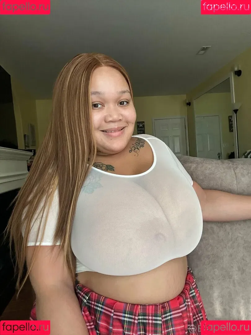 Babydolllynn / Babygirllyn / babygirlyn11 Onlyfans Photo Gallery 