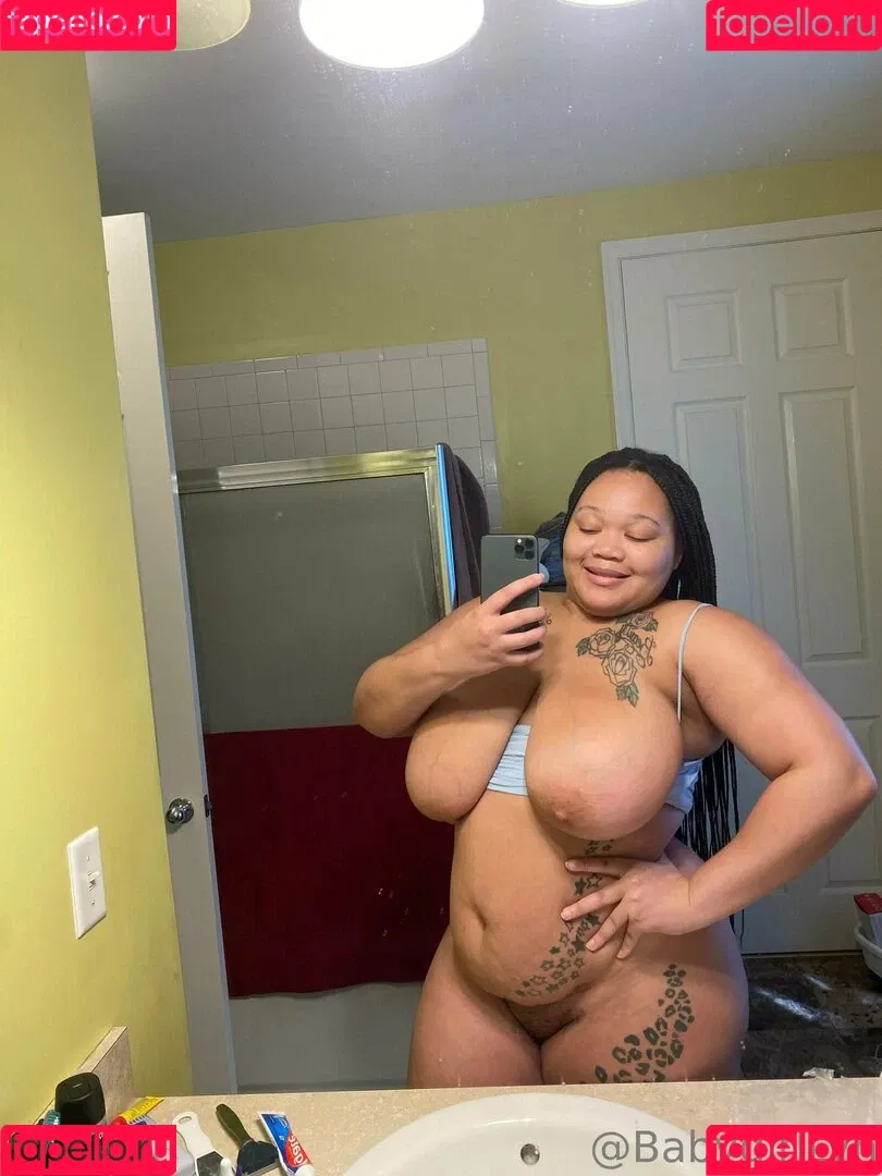 Babydolllynn / Babygirllyn / babygirlyn11 Onlyfans Photo Gallery 