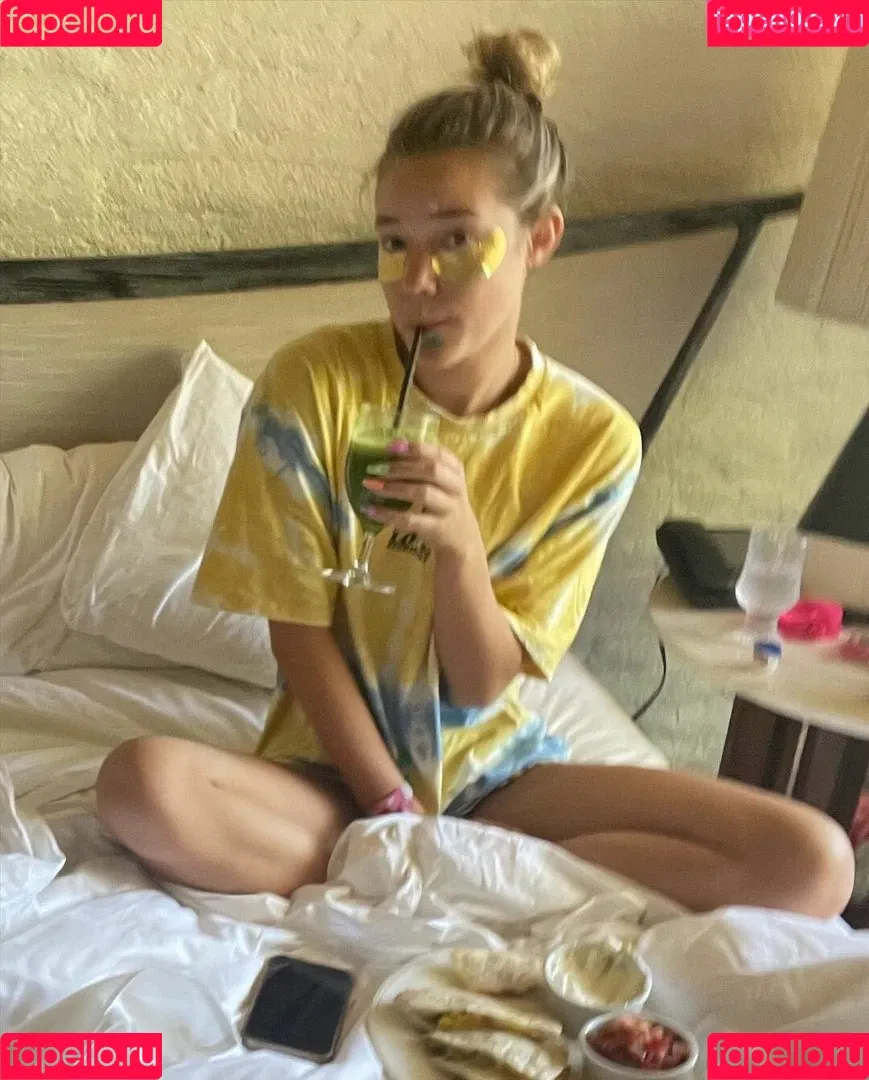 Olivia Ponton / olivia.ponton / olivia_ponton Onlyfans Photo Gallery 