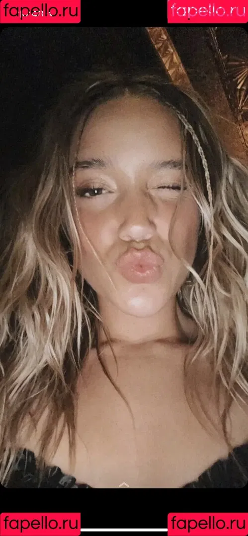 Olivia Ponton / olivia.ponton / olivia_ponton Onlyfans Photo Gallery 