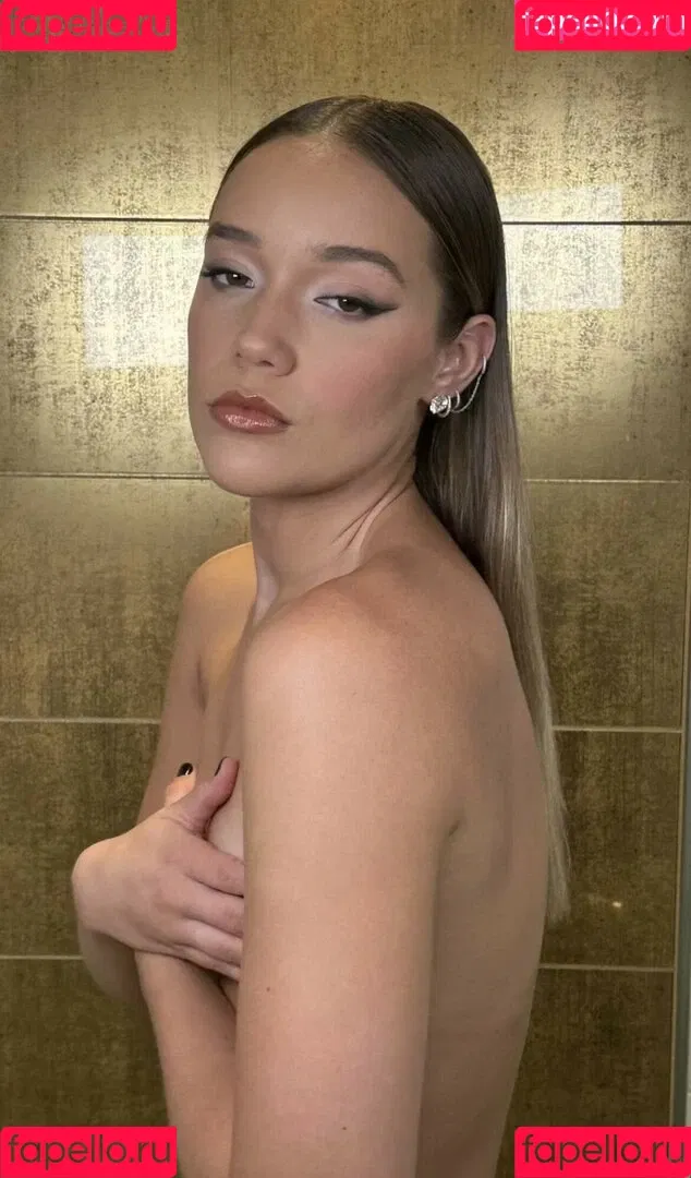Olivia Ponton / olivia.ponton / olivia_ponton Onlyfans Photo Gallery 