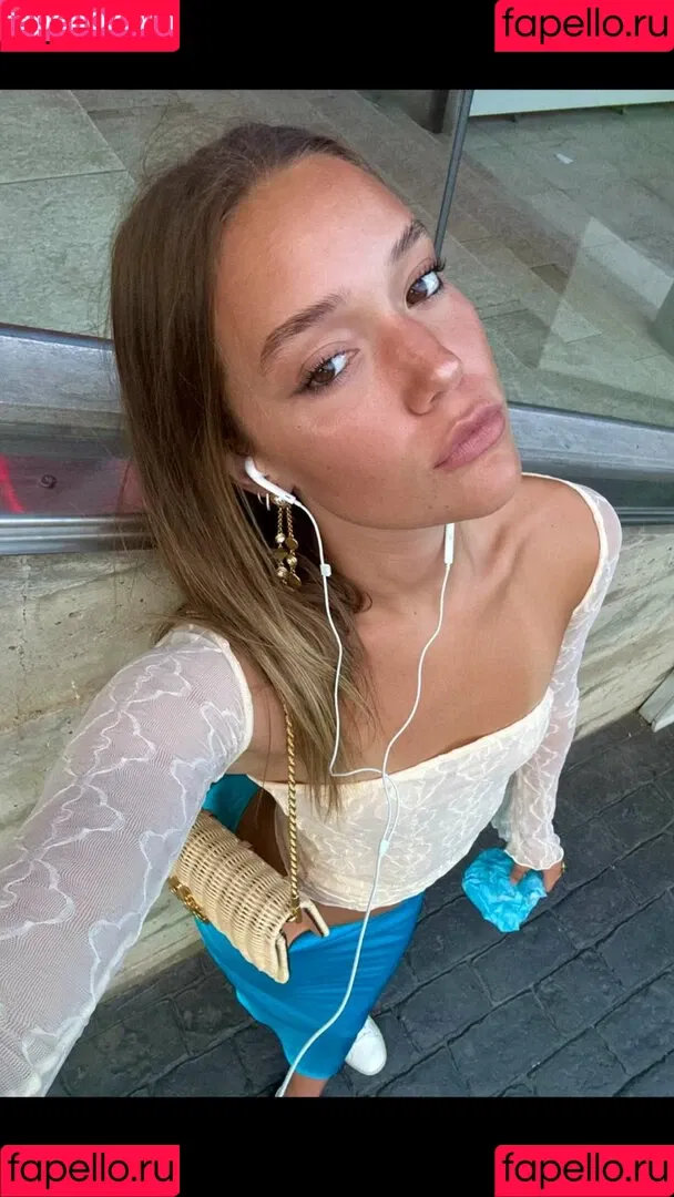 Olivia Ponton / olivia.ponton / olivia_ponton Onlyfans Photo Gallery 