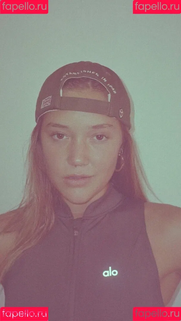 Olivia Ponton / olivia.ponton / olivia_ponton Onlyfans Photo Gallery 