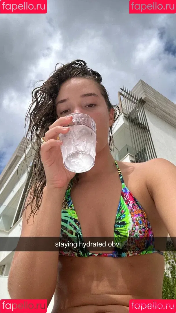 Olivia Ponton / olivia.ponton / olivia_ponton Onlyfans Photo Gallery 